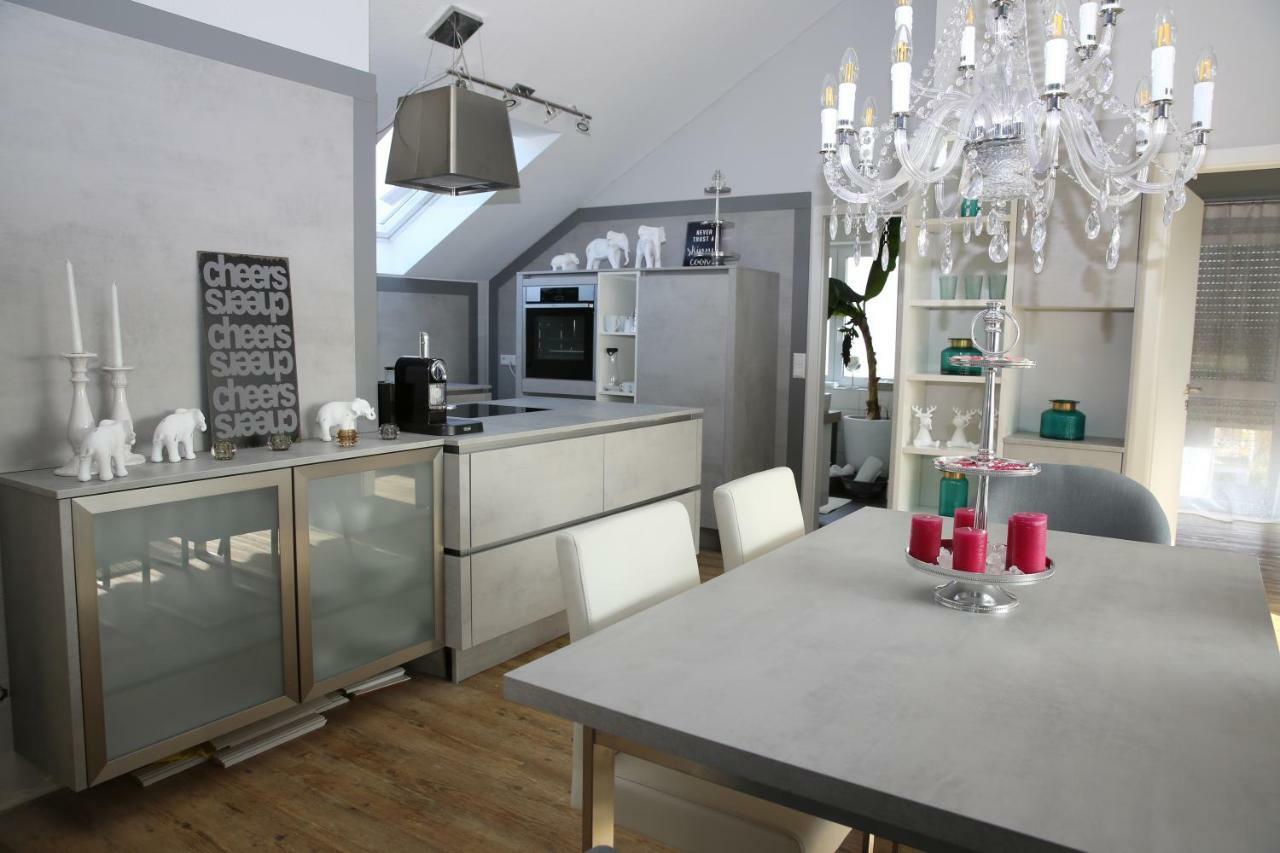 Apartment Mit Designerkueche, Loggia Ludwigsburg Nahe Stuttgart Esterno foto