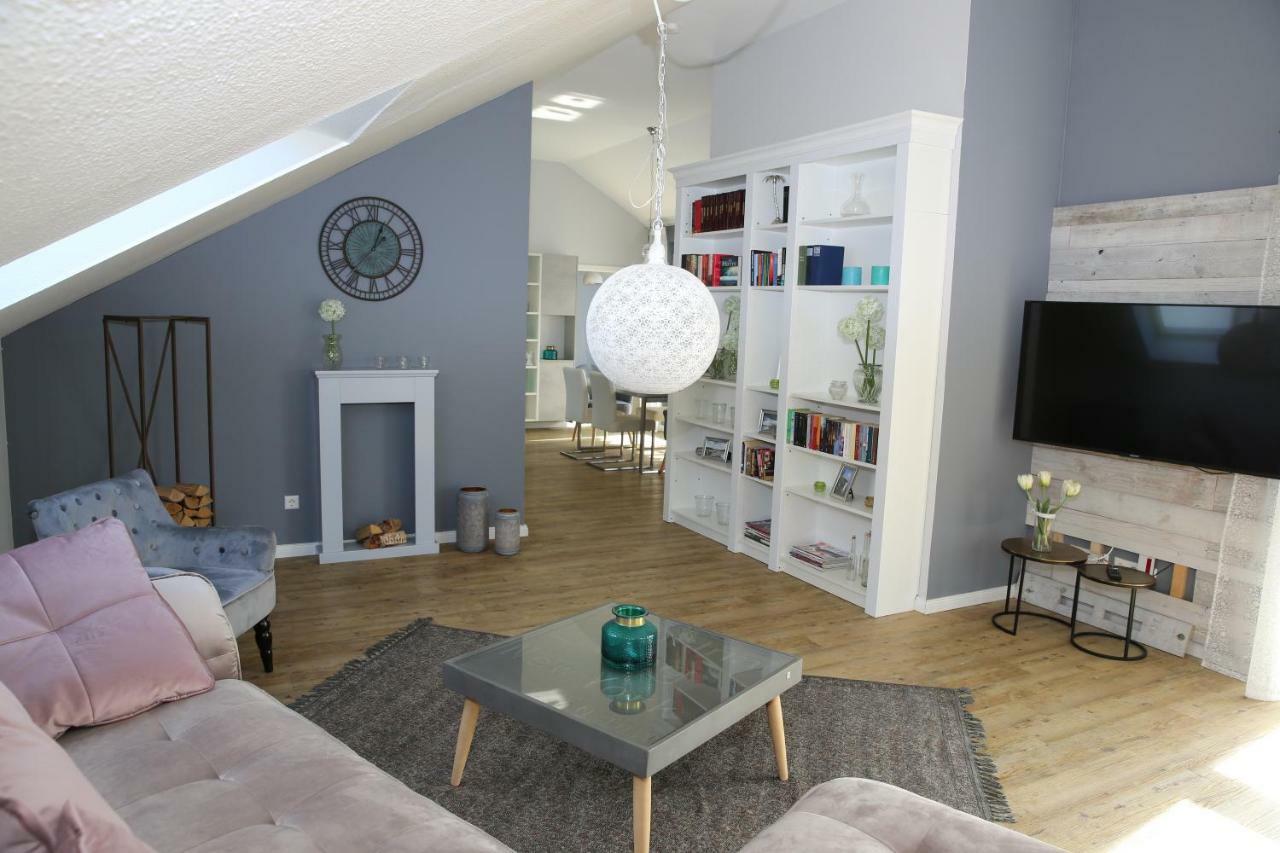 Apartment Mit Designerkueche, Loggia Ludwigsburg Nahe Stuttgart Esterno foto